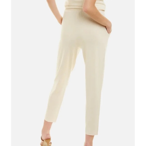 TROUSERS
St John - Picture 4 of 9